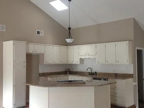 5632 Candia Ct, Mobile, AL 36693