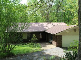 1084 Star Point Rd, Jamestown, TN 38556