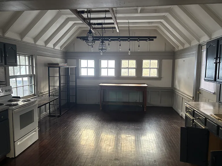 114 Worthington Ave #1 — Photo 3