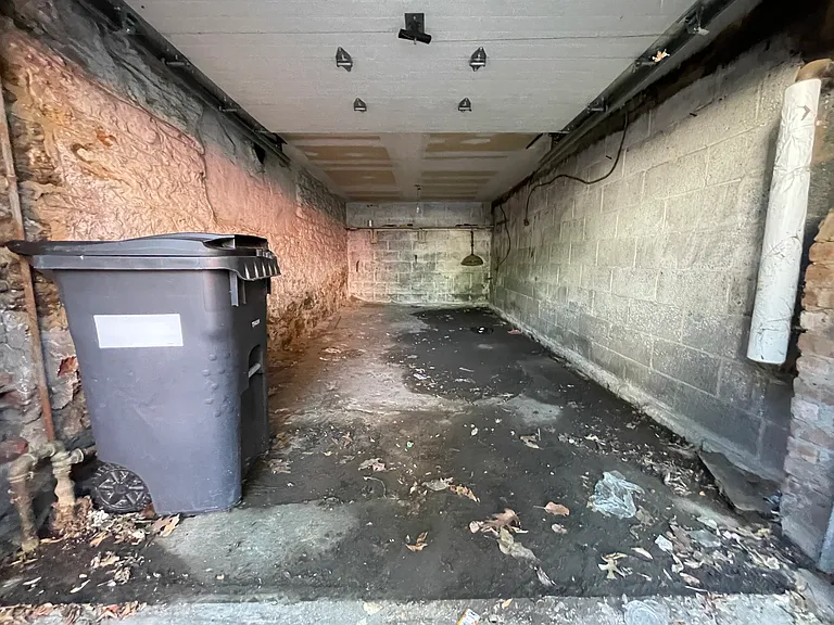 1281 Union Ave — Photo 36