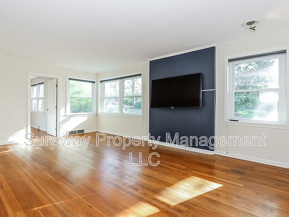 3rd image of 41 Harriet Dr