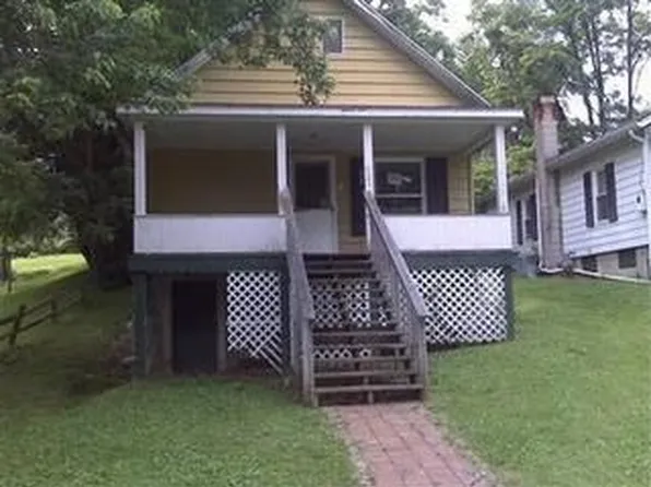 421 Hazel St, Hillsboro, OH 45133