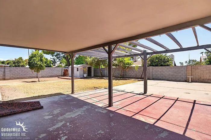 2615 W Straford Dr — Photo 21