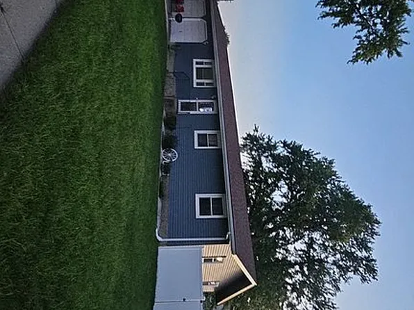 2866 37th Ave, Columbus, NE 68601