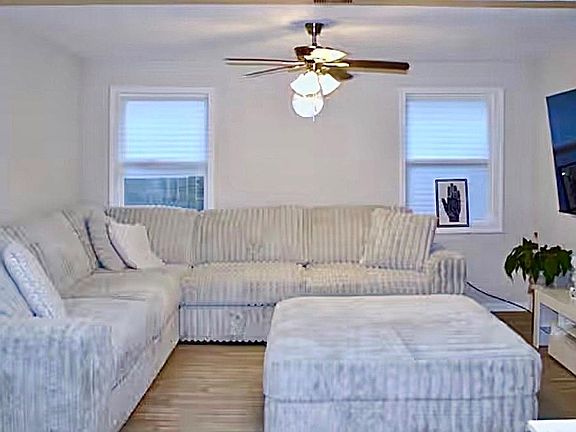 2nd image of 15927 Bernina Ln