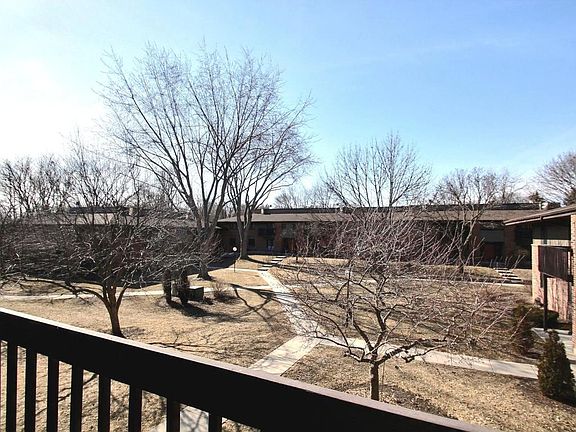 3rd image of 354 Park Hill Dr