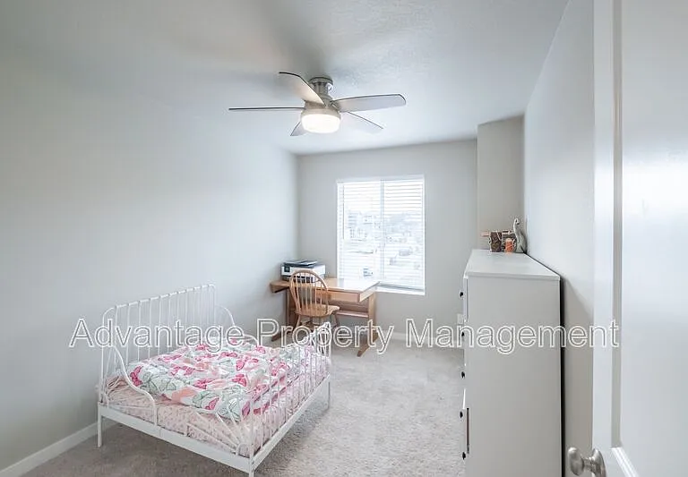 5587 NW Torchcrest Pl — Photo 14