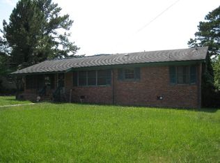 1800 Berkshire Rd, Rocky Mount, NC 27801