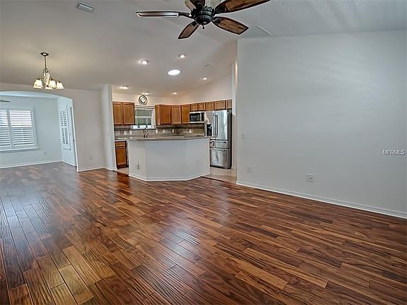2nd image of 3665 Fir St