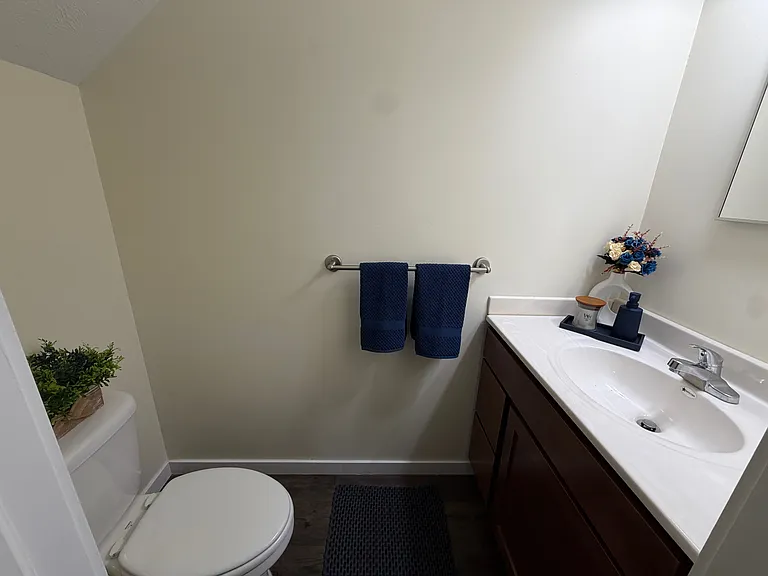 3835-3906 Vale Dr — Photo 28