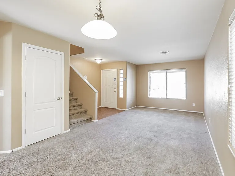 2343 W Running Deer Trl — Photo 8