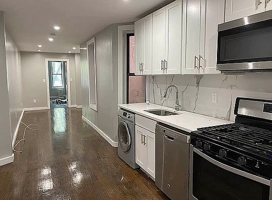 1st image of 417 E 114th St APT 2