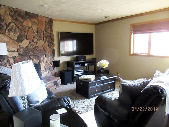 5th image of 16626 Parkview Ave
