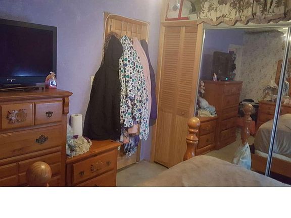 4th image of 3954 N Delhi St