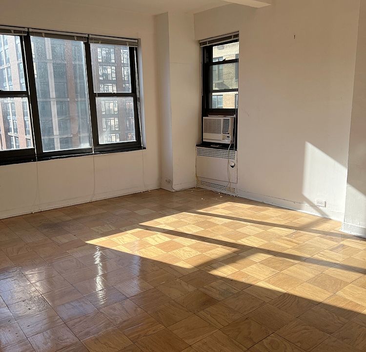 1st image of 108 E 38th St APT 1106