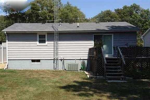4th image of 5285 Southshore Dr