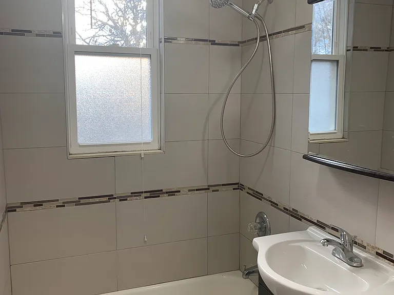 50 Hillside Ave #3 — Photo 7