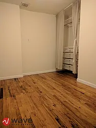 Rented by Wave Real Estate Group