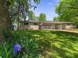 1465 Vesper Dr, Florissant, MO 63031