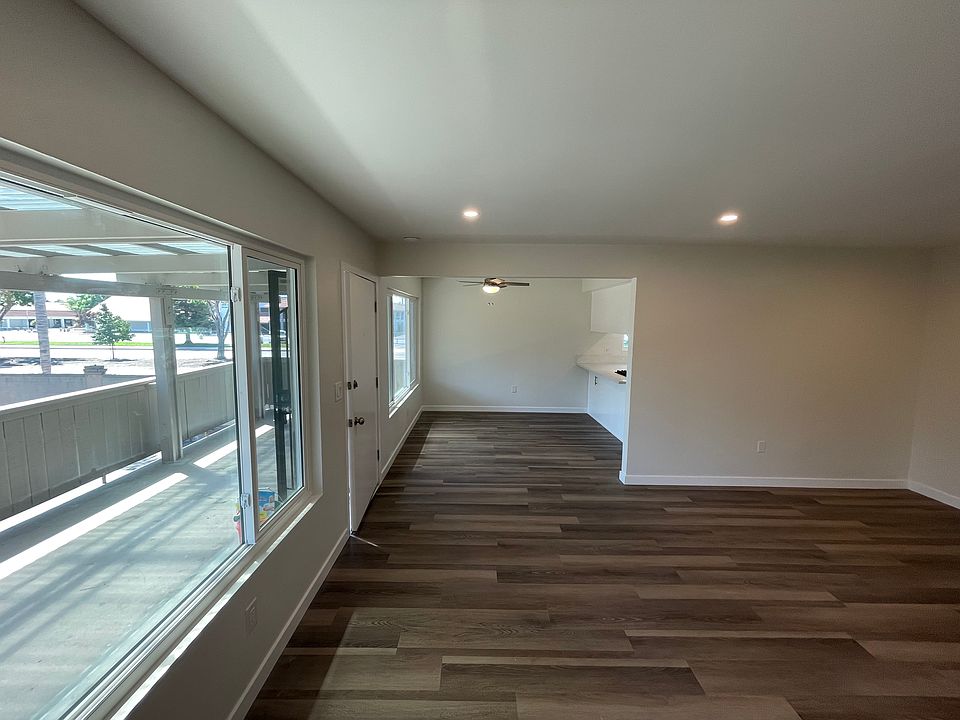 1st image of 3614 S Marine St #4