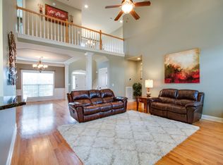 3351 Shady Forest Dr, Murfreesboro, TN 37128