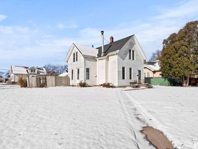 2004 N Division St, Davenport, IA, 52804