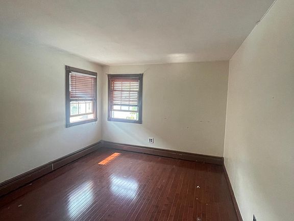 5th image of 66 Penn Ave #1