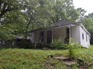 512 Wynn St, Paris, TN 38242