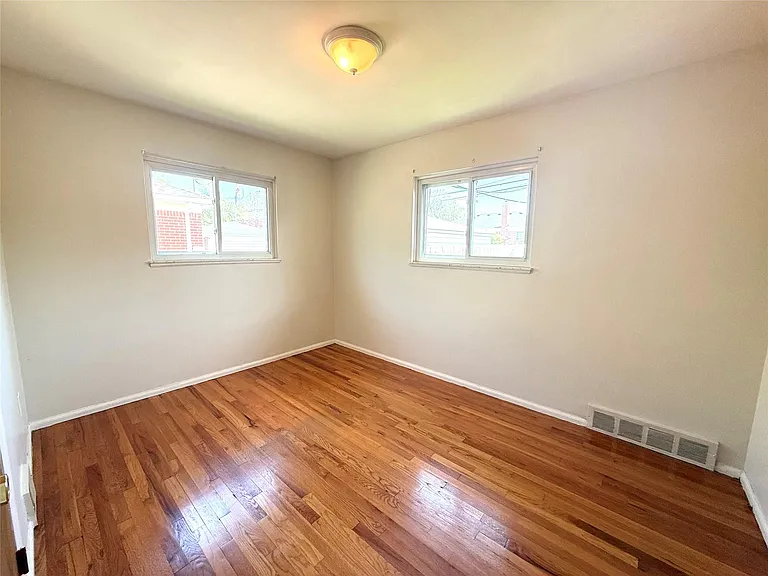 6810 Rosemary St — Photo 7