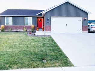 3755 N Yates Ave, Idaho Falls, ID 83401