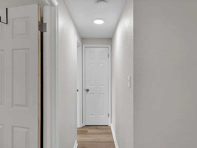3521 Parr Ln — Photo 14