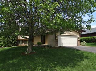 4607 Tamie Ave, Eagan, MN 55123