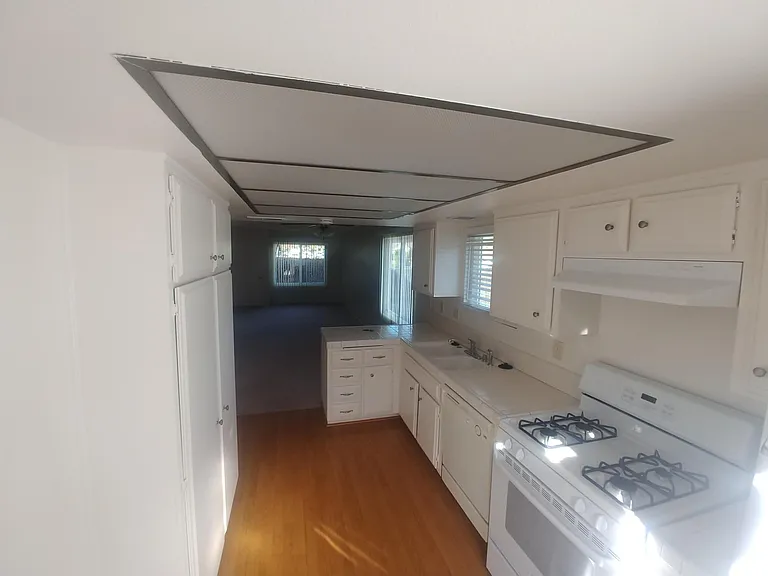 10419 Hayford St #K — Photo 3
