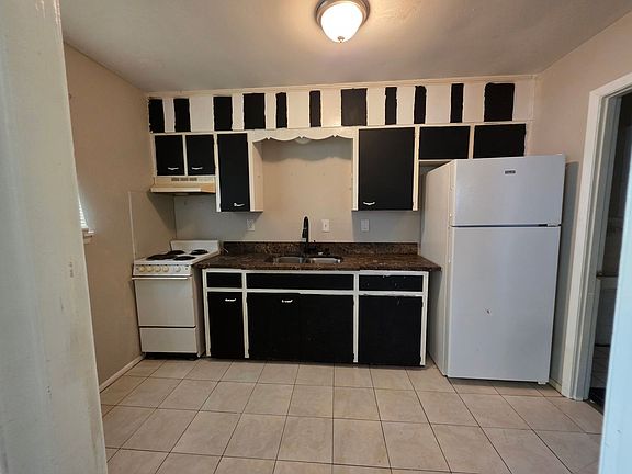 4th image of 905 Stevens Ct NE APT 3