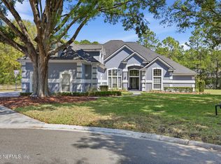 9911 Chelsea Lake Rd, Jacksonville, FL 32256