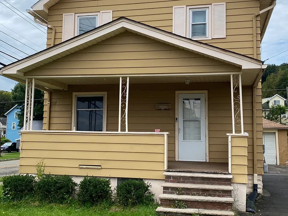 101 Bermond Ave