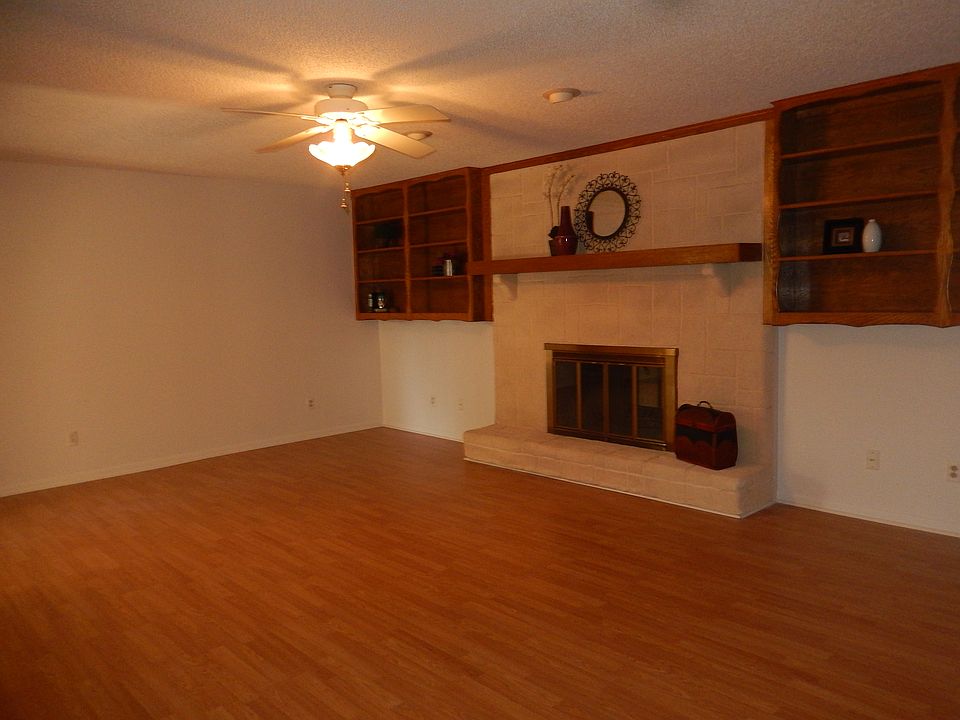 1st image of 1429 Sioux Ln