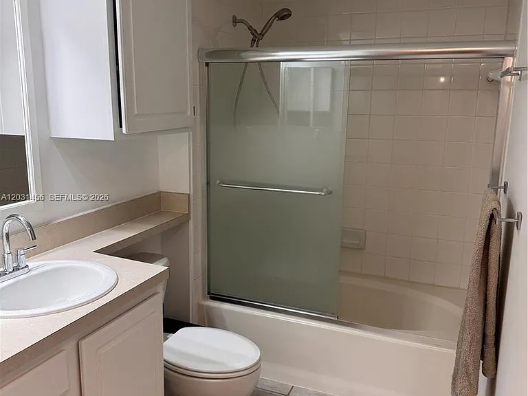 2665 SW 37th Ave #201 — Photo 33