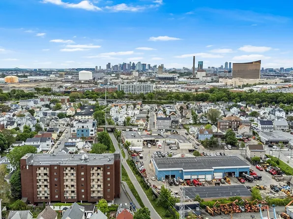 39 Parlin St APT 503, Everett, MA 02149