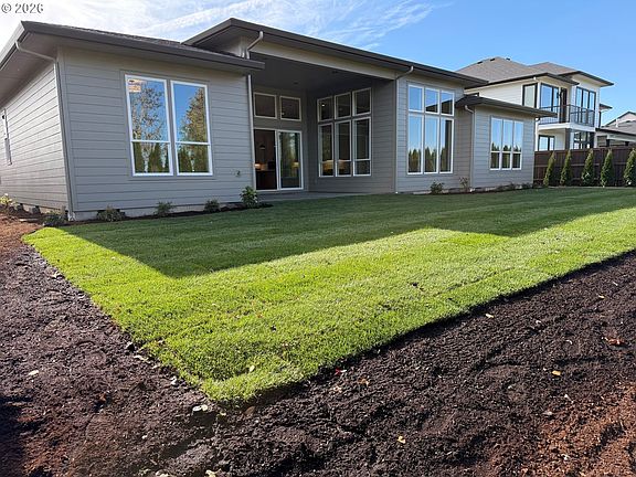 3rd image of 18218 NE 87th Way