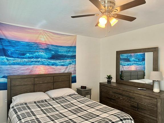 5th image of 900 Atlantic Shores Blvd APT 126