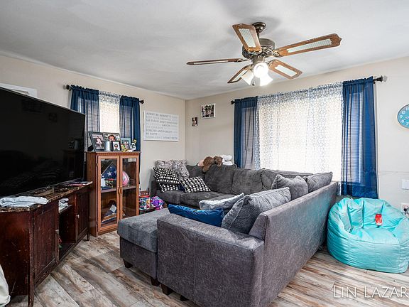 4th image of 204 Adaline Ave