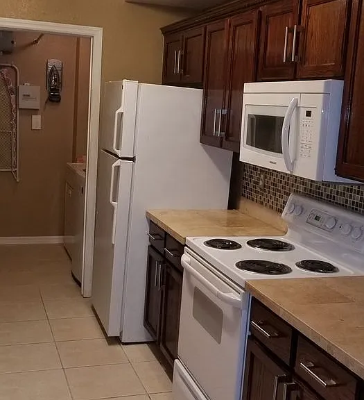 5542 Metrowest Blvd #7 — Photo 13