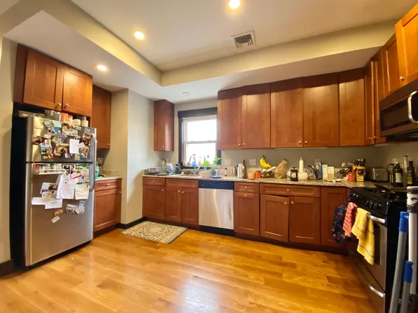 46 Creighton St, Jamaica Plain, MA