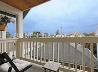 3042 61st Ave SW #A, Seattle, WA 98116