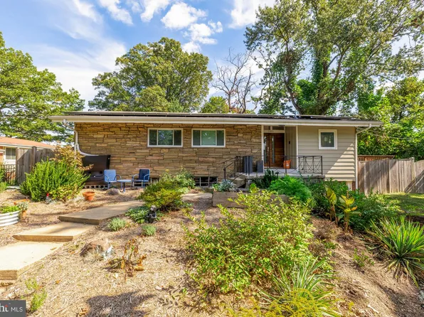 2815 15th St NE, Washington, DC 20018