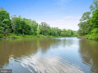 6304 Wheeler Dr, King George, VA 22485