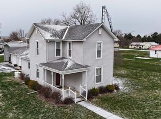 8696 Burrows Rd, Burrows, IN 46916