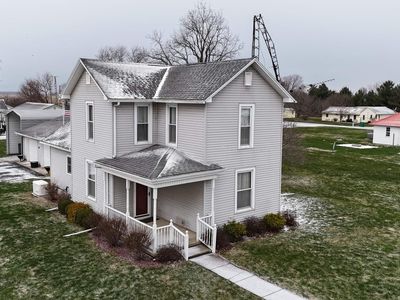 8696 Burrows Rd, Burrows, IN, 46916