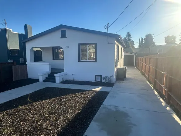 1311 E 32nd St, Oakland, CA 94602